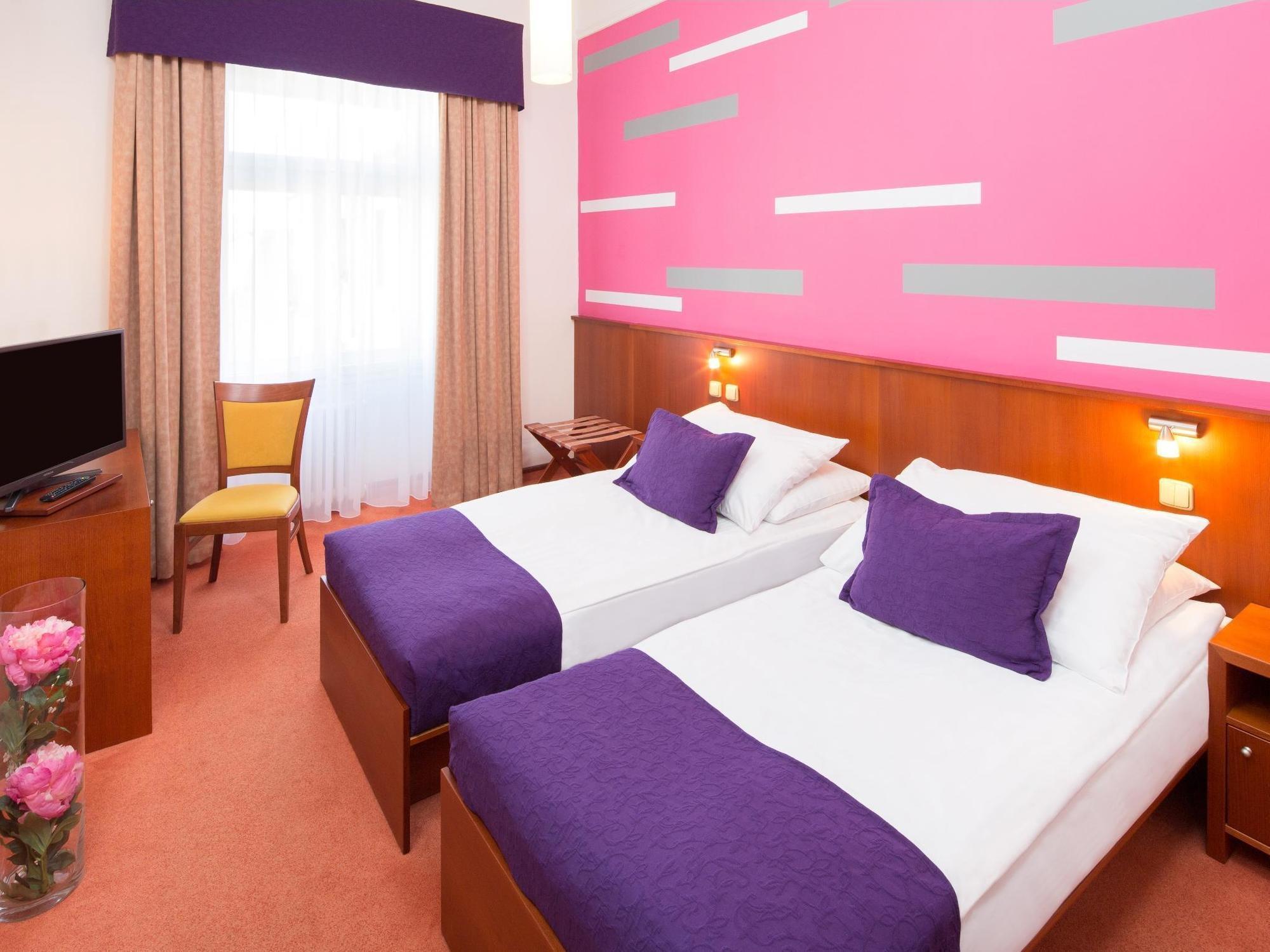 Atlantic 3* Praag